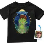 Koszulka dla chłopców z nadrukiem Alien Spaceship | Spersonalizowana koszulka dla dzieci UFO Koszulki dla chłopców www.customywear.com 29