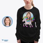 Personalisiertes Einhorn-Reitshirt für Damen | Benutzerdefiniertes magisches T-Shirt für alle Altersgruppen – Customywear-Erwachsenen-Shirts