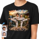Koszulka dla par Karate – spersonalizowany prezent na rocznicę uprawiania sztuk walki Customywear www.customywear.com 2 Custom Karate Couples Tee – Personalized Martial Arts Anniversary Gift T-shirts for Couple www.customywear.com 2